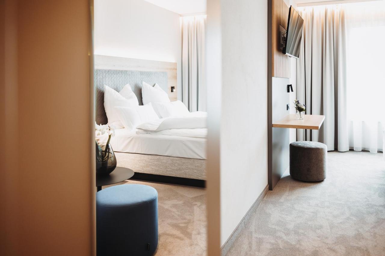 Hotel Vivo Schierling Extérieur photo